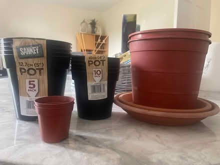 Photo of free Plant pots (Rushcliffe NG2) #3