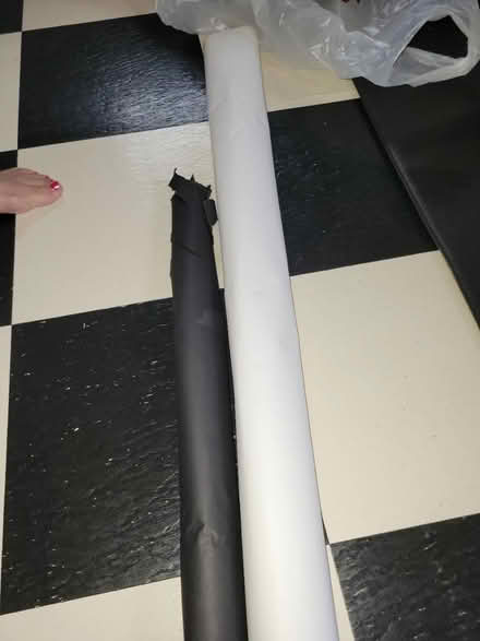 Photo of free White & black drawing paper-Livonia (Livonia) #1