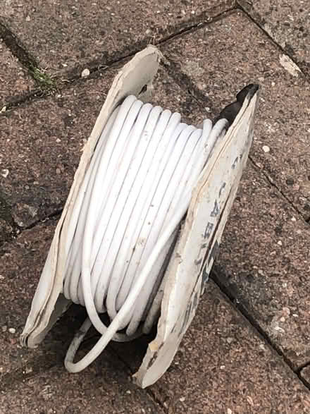 Photo of free Flex White Cable (2182Y) (Leamington Spa (CV32)) #3