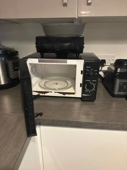 Photo of free Microwave (Wester Hailes EH14) #3