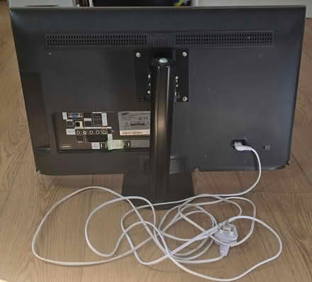 Photo of free Samsung T27B550 TV Monitor (Asfordby LE13) #2