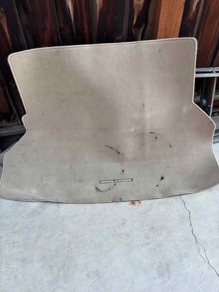 Photo of free Toyota Highlander Cargo Mat (Saratoga Woods) #1