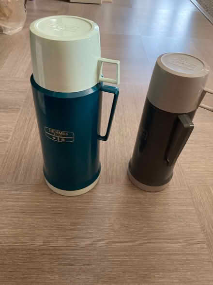 Photo of free 2 genuine Thermos make flasks (Gosport PO12) #1