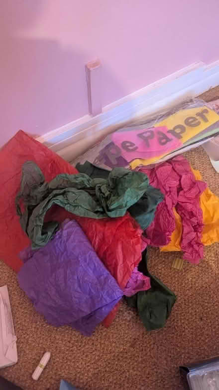 Photo of free Tissue and crepe paper (Chesterfield S40) #1
