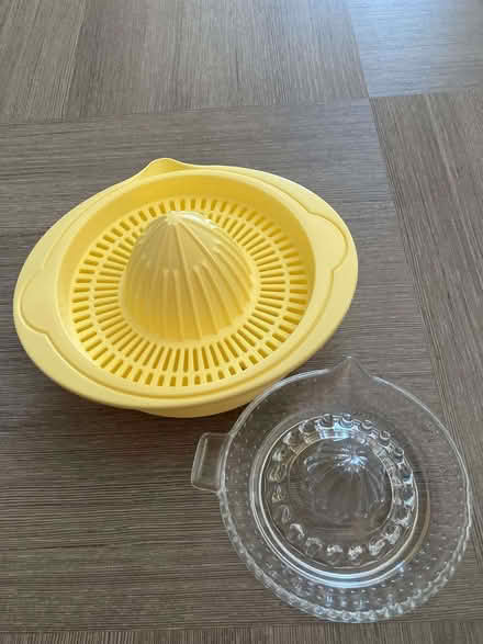 Photo of free Lemon juicers - 1 plastic 1 glass (Gosport PO12) #1