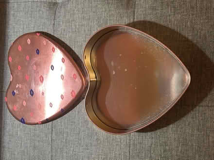 Photo of free Heart tin (Jennetts park RG12) #3