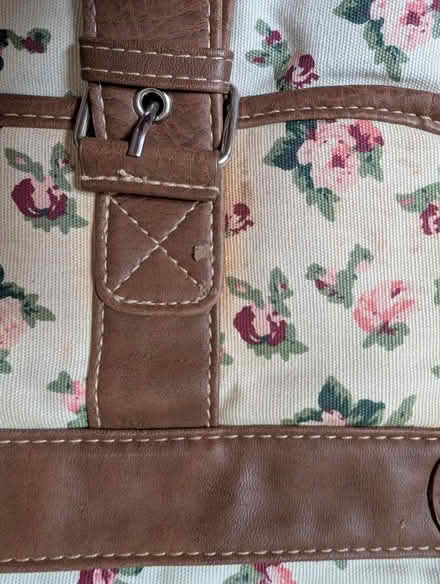 Photo of free New Look Handbag (Carmarthen) #3