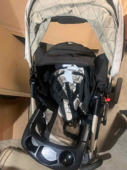Photo of free Graco Reversal Stroller (Paterson) #2