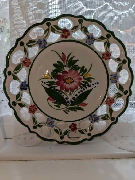 Photo of free High quality hand painted plate (Broughton MK10) #1