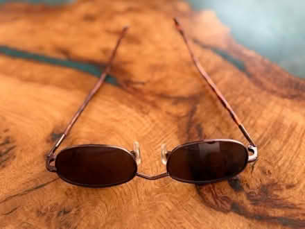 Photo of free Ladies Sunglasses (GU22) #2