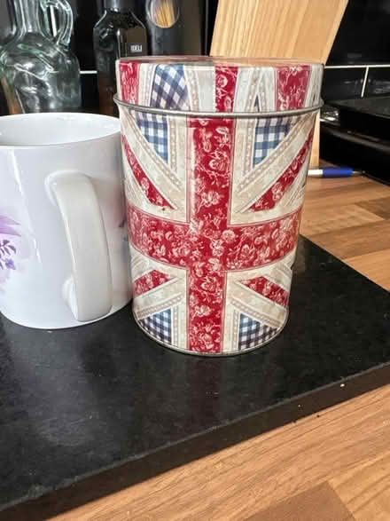 Photo of free Union Jack style tin (Lower Walkley S6) #1