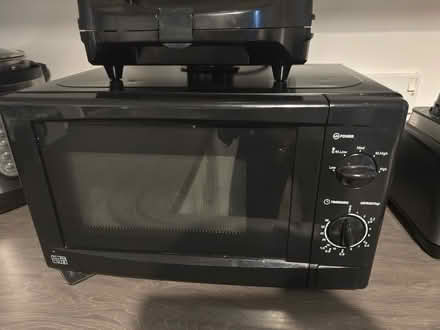 Photo of free Microwave (Wester Hailes EH14) #1