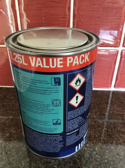 Photo of free Open tin of Brilliant White Gloss (Noctorum CH43) #2