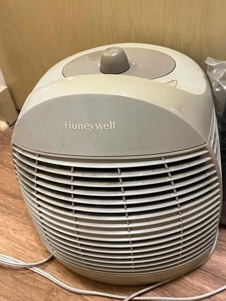 Photo of free Air purifier w/filters (Northgate) #1