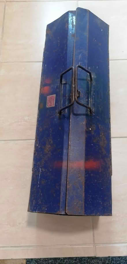 Photo of free Metal tool box (Winklebury RG23) #1