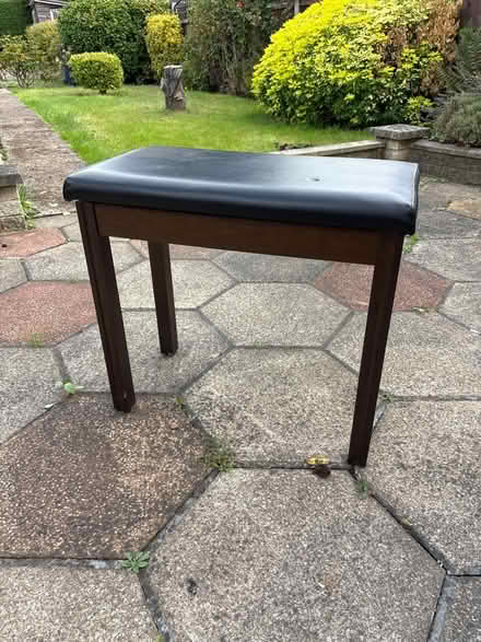 Photo of free Piano / Organ stool (Chaddesden DE21) #1