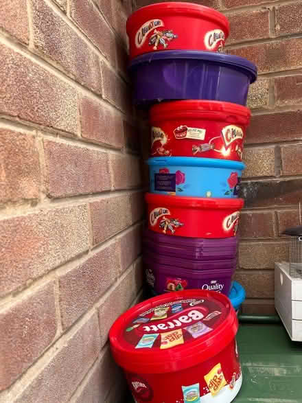 Photo of free Empty sweet containers (Woodchurch CH49) #1