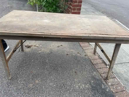 Photo of free Wallpaper pasting table (New Barnet EN4) #1