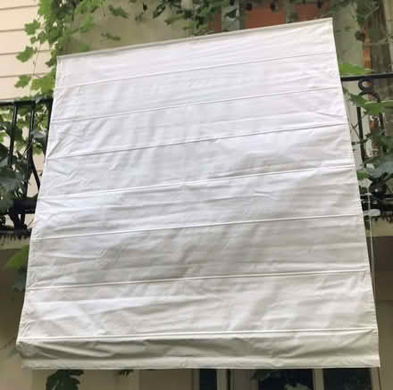 Photo of free Roman window blind in white cotton (Camden Town NW1) #1