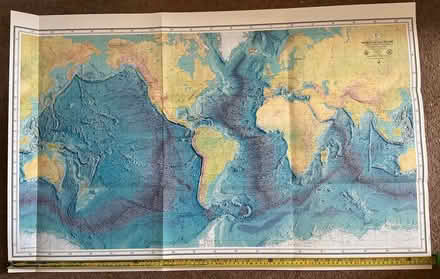 Photo of free Map of world ocean floor (Winklebury RG23) #1