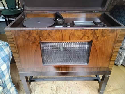 Photo of free Vintage Radiogram (Milngavie) #3