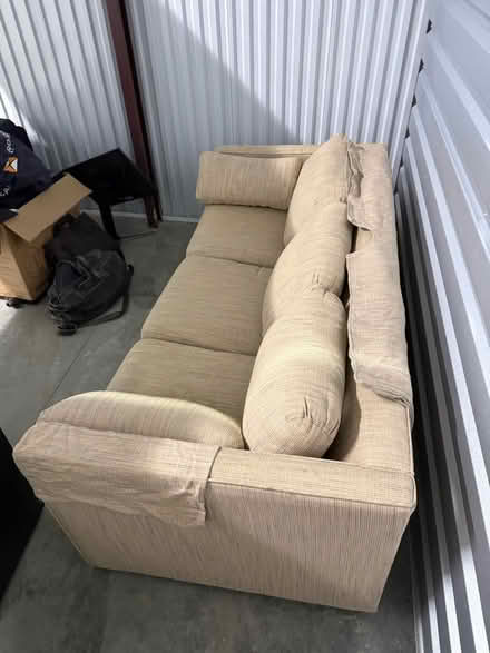 Photo of free Pull Out Sleeper Couch Queen (105 Albrecht Dr Lake Bluff IL) #1
