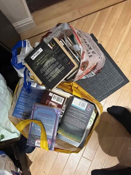 Photo of free Various books (MK41) #1