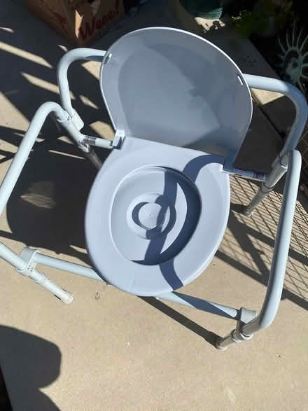 Photo of free Portable toilet (Nr Berkeley Natural Grocery) #2