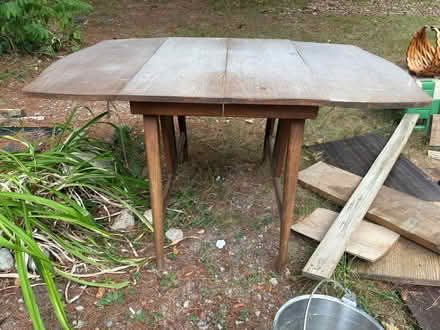 Photo of free Table (Hanson, Massachusetts) #1