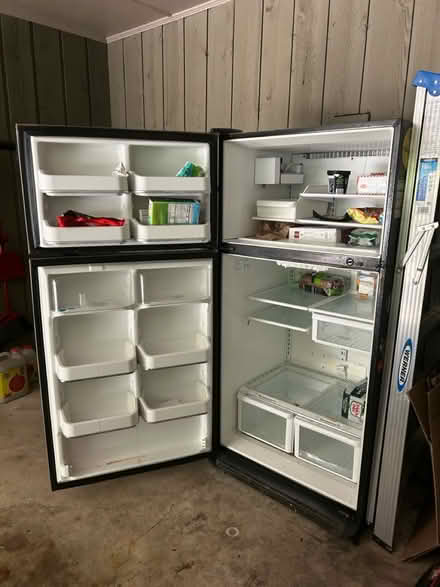 Photo of free Freezer/ Fridge (Sandy Springs-Riverside Dr) #2