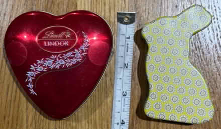 Photo of free Chocolate Gift Tins (Empty) (GU22) #1