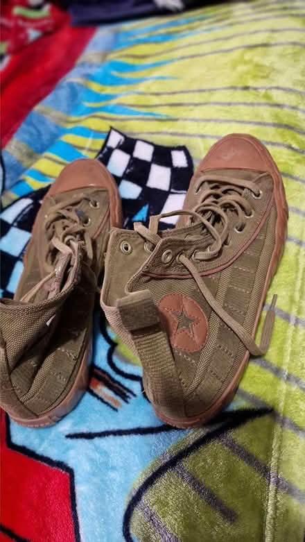 Photo of free Army green Converse (Falkirk FK2) #2