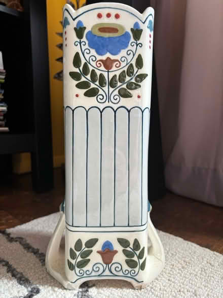 Photo of free Vintage square vase (Rego Park) #1