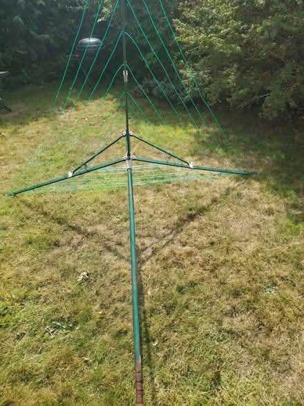 Photo of free 4 arm rotary outdoor washing line (Bearwood B67) #1