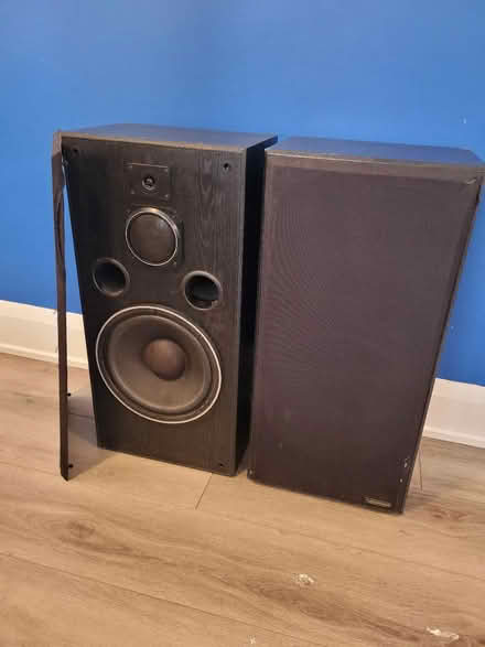 Photo of free Tower speakers (Leslieville) #1