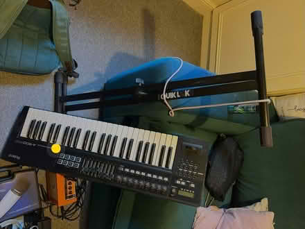 Photo of free Midi Keyboard (power cord lost) and stand (Canonbury N1) #3