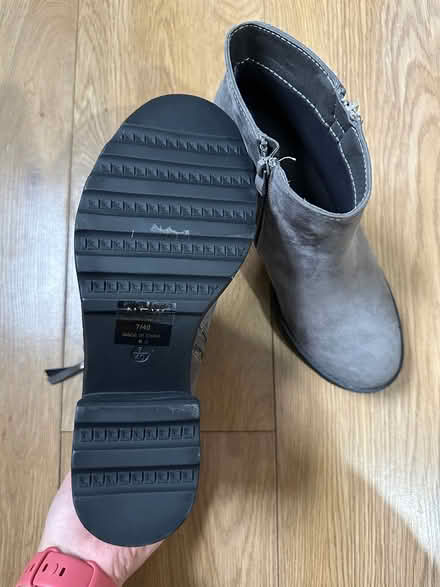 Photo of free Brand new size 7 boots (Maidstone ME15) #3