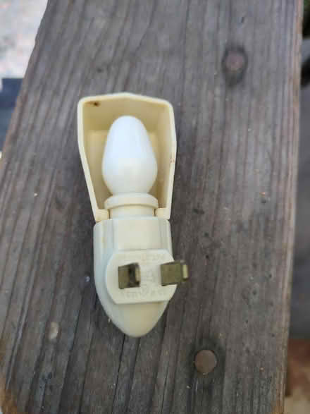 Photo of free Night light (El Cerrito Plaza) #2