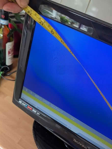 Photo of free TV/dvd player (Shippon OX13) #3