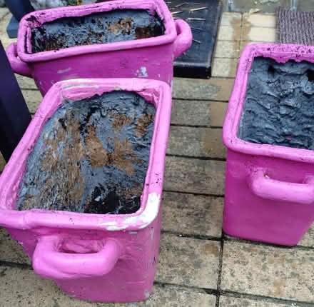 Photo of free 5 pink garden planters (Sydenham, SE26) #2