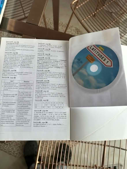 Photo of free French text book (Ninelms SW8) #2