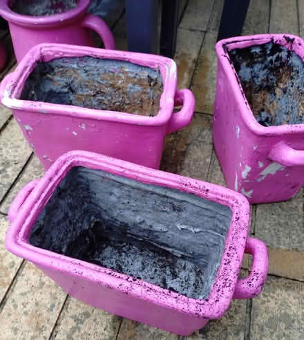Photo of free 5 pink garden planters (Sydenham, SE26) #4