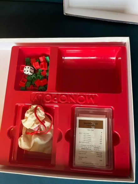 Photo of free Glasgow monopoly - missing money (Scotstounhill G14) #4