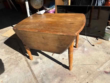 Photo of free antique and vintage furniture (Canton-Sheldon/Ford) #4