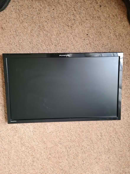 Photo of free LED monitor (Henley-on-Thames RG9) #1