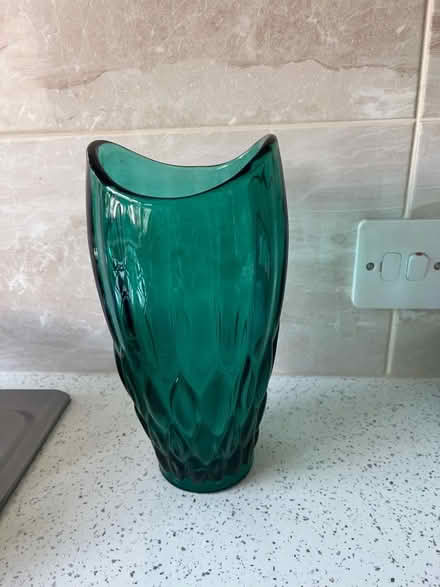 Photo of free Blue vase (Woodchurch CH49) #1
