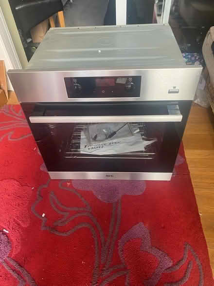 Photo of free Built-In Electric Oven (Taunton Lyngford District Ward TA2) #1