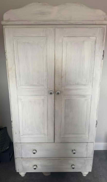 Photo of free WARDROBE with drawers (Billericay CM11) #1