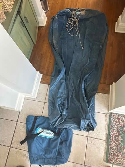 Photo of free Aero bed with built -in pump Twin (NW Evanston) #2