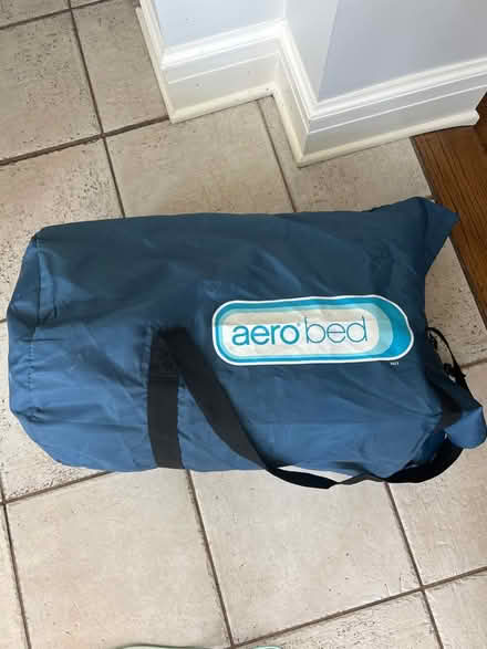 Photo of free Aero bed with built -in pump Twin (NW Evanston) #1